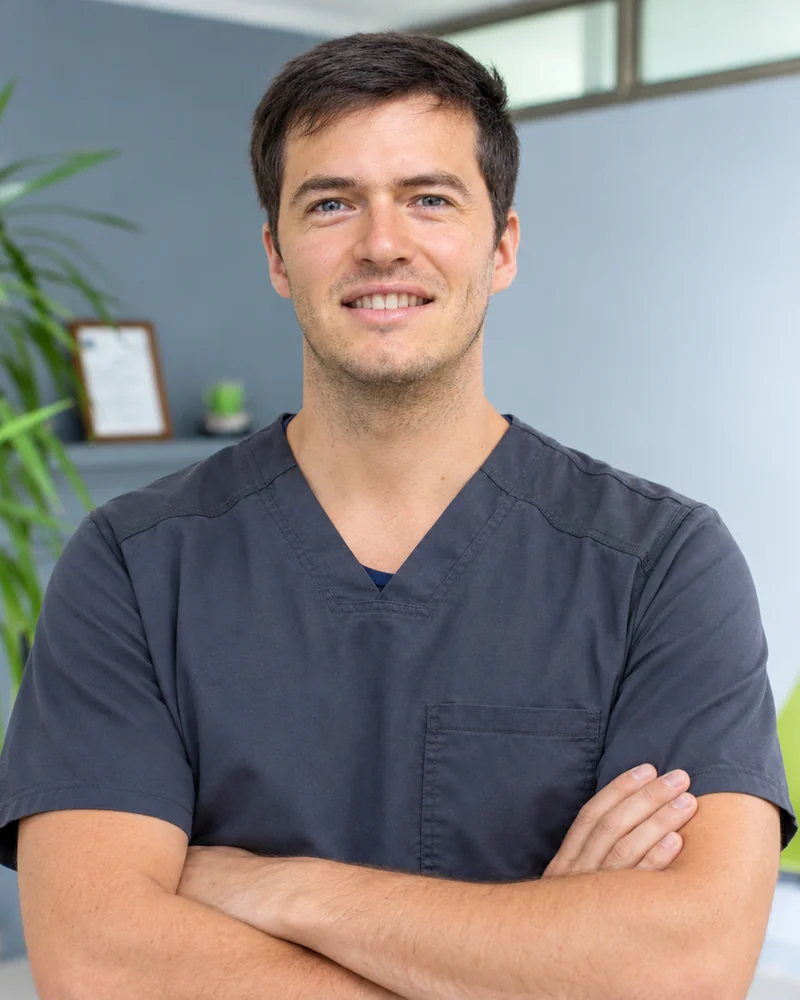 Dr. Cristian Felis - Odontología General en Concepción